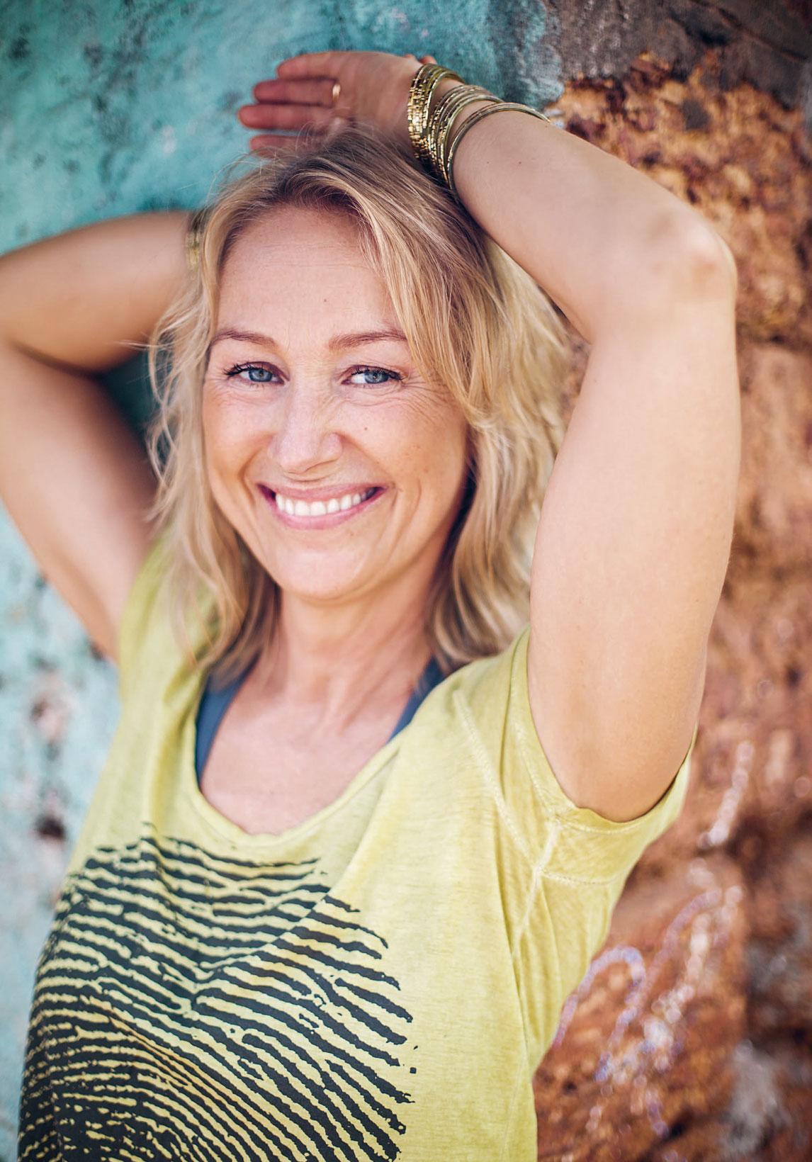 Vill du se mer av Karin? Till vårt februarinummer har vår reporter Jenny Almlöf träffat henne och pratat om "yoga för din hälsa"... FOTO: Anneli Hildonen